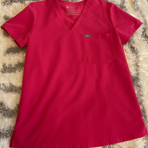 Figs Shocking Pink Scrub Set Like New - Picture 6 of 11